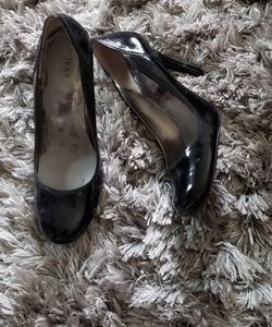 Guess size 10